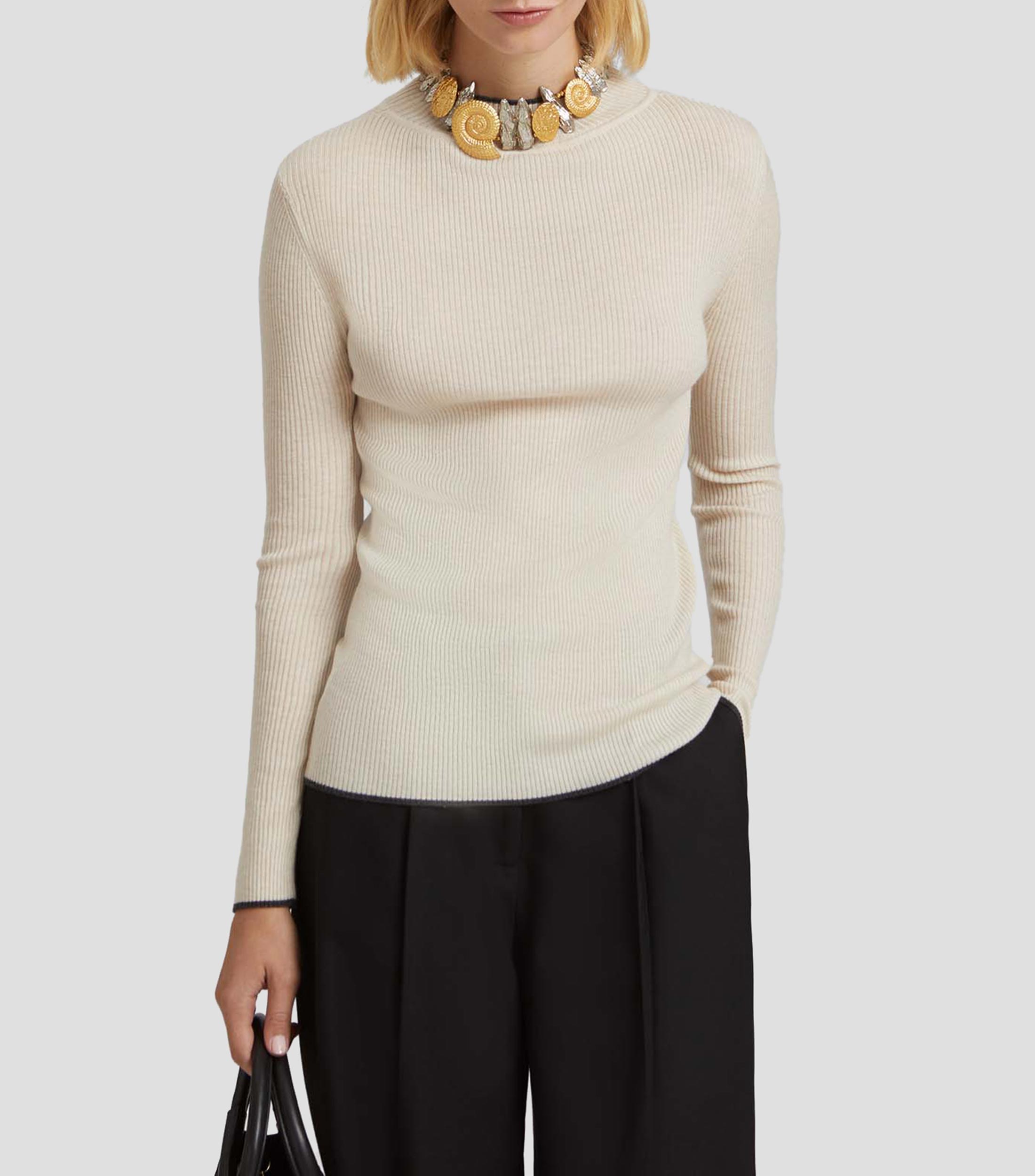 Suéter Cuello Alto Mujer